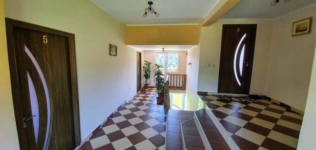 Загородные дома Casa Elena Бран-11